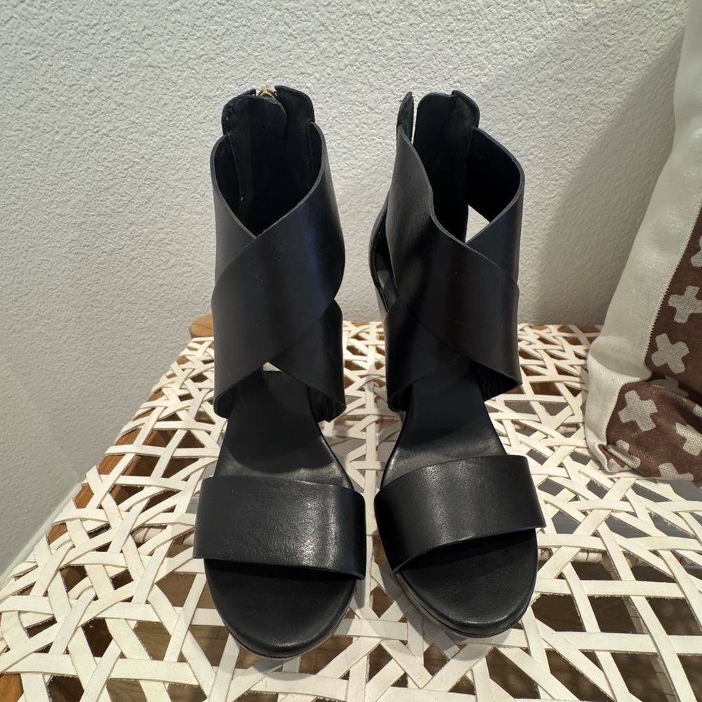 Diane Von Furstenberg Vacchetta Wedge - Picture 4 of 5